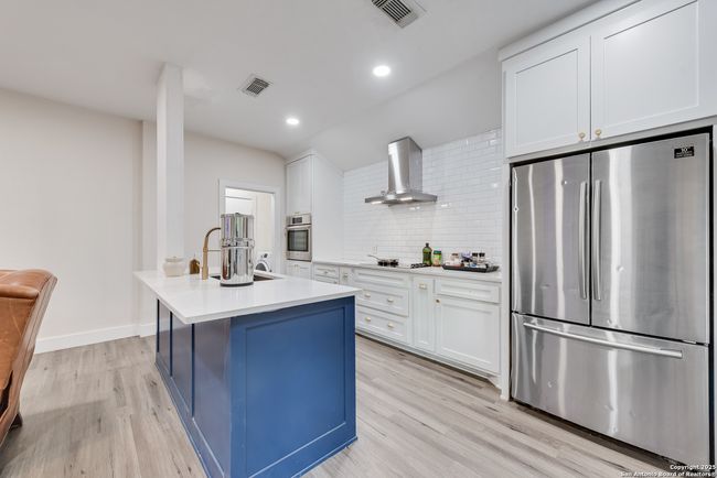 6371 Stonewater Bend Trl, House other with 3 bedrooms, 2 bathrooms and null parking in Fort Worth TX | Image 8