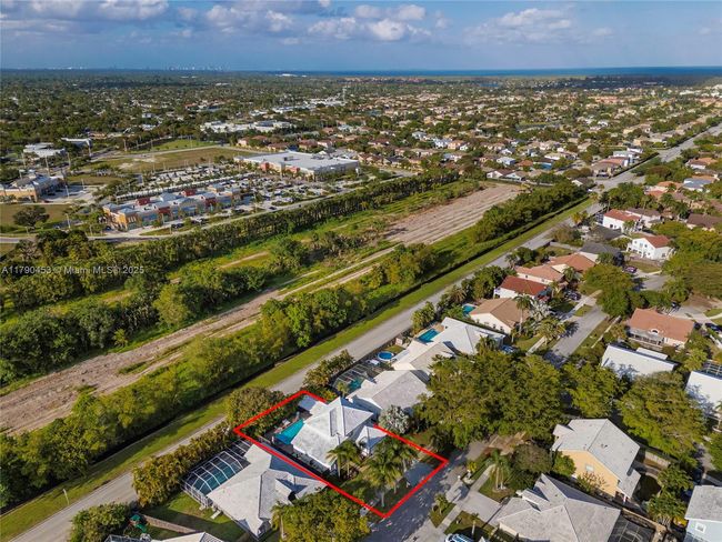 0 - 9431 Sw 212 Th Ter, House other with 4 bedrooms, 3 bathrooms and null parking in Cutler Bay FL | Image 42