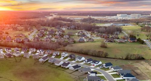 350 Frontier Dr, Clarksville, TN, 37043-2301 | Card Image