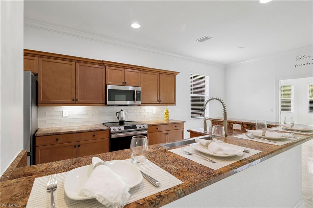 Residential in ESTERO 4