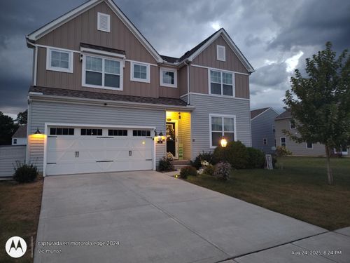 131 Broadmoore Blvd, Pataskala, OH, 43062-7688 | Card Image