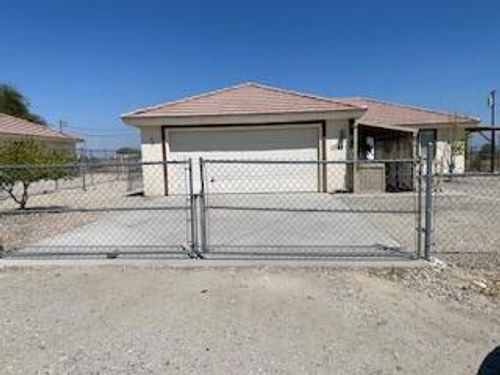 1342 Carpenteria, Thermal, CA, 92274-6458 | Card Image