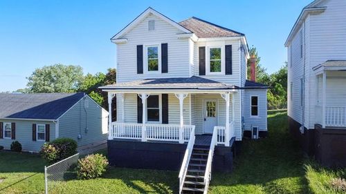 1013 Cabell St, Lynchburg, VA, 24504-1002 | Card Image