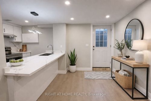 lower-3551 Autumnleaf Cres, Mississauga, ON, L5L1K6 | Card Image