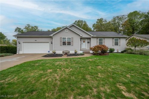 7553 Glenwood Ave, Boardman, OH, 44512-5420 | Card Image