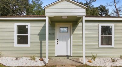 4570 Buffalo, House other with 3 bedrooms, 2 bathrooms and null parking in Beaumont TX | Image 1