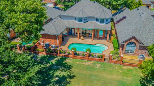 757 Village Green Dr, DeSoto, TX, 75115-2209 | Card Image