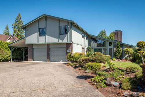 17 Jeffery Pl, Longview, WA, 98632-5517 | Card Image