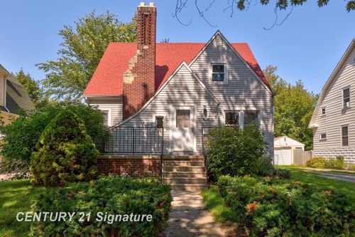 1713 9th St, Bay City, MI, 48708-6739 | Card Image