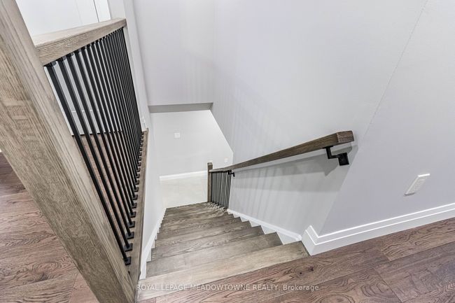 20 Sloan Dr, House other with 4 bedrooms, 4 bathrooms and 2 parking in Milton ON | Image 8