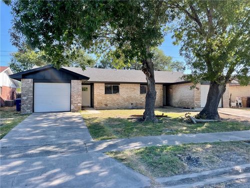 3715 La Paz Dr, Corpus Christi, TX, 78415-3636 | Card Image