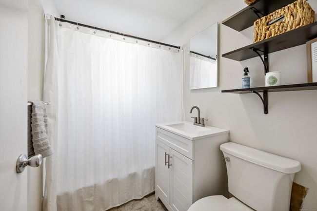26 Clear Lake Rd, House other with 3 bedrooms, 1 bathrooms and null parking in North Branford CT | Image 23