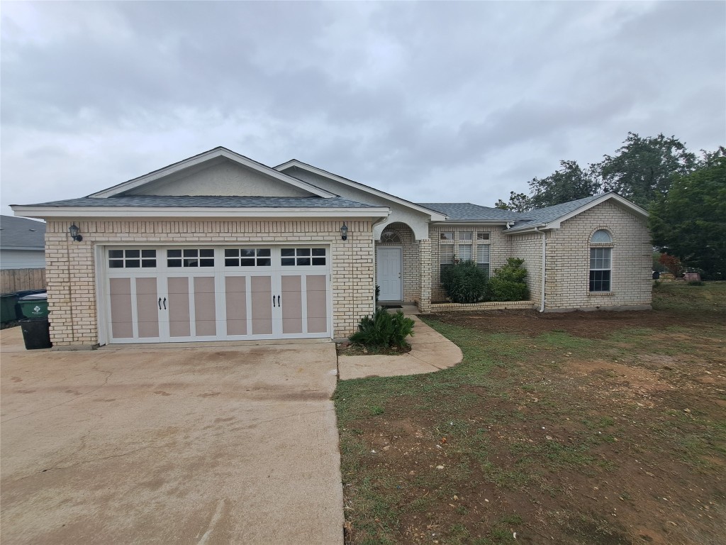 21604 Boggy Ford Road, For Rent in Lago Vista - Zoocasa