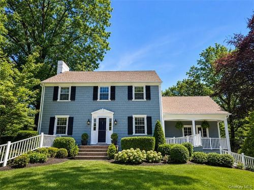 4 N Ravine Rd, Great Neck, NY, 11023-1710 | Card Image