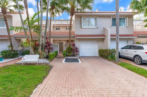 5208 Nw 103rd Ave, Doral, FL, 33178-6624 | Card Image