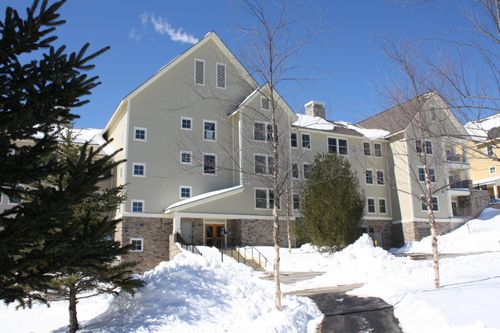 602/604 Qtr. I V Adams House, Ludlow, VT, 05149 | Card Image