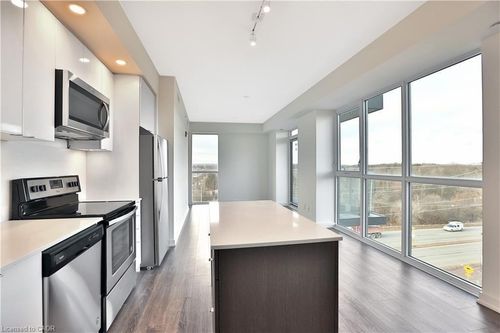 b610-5240 Dundas St, Burlington, ON, L7L0J6 | Card Image