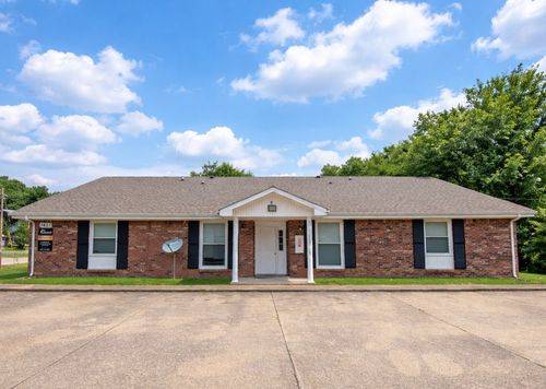 1437 Mccan Dr, Clarksville, TN, 37043-4852 | Card Image