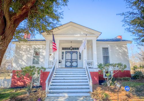 501 S Meridian St, Aberdeen, MS, 39730-3145 | Card Image
