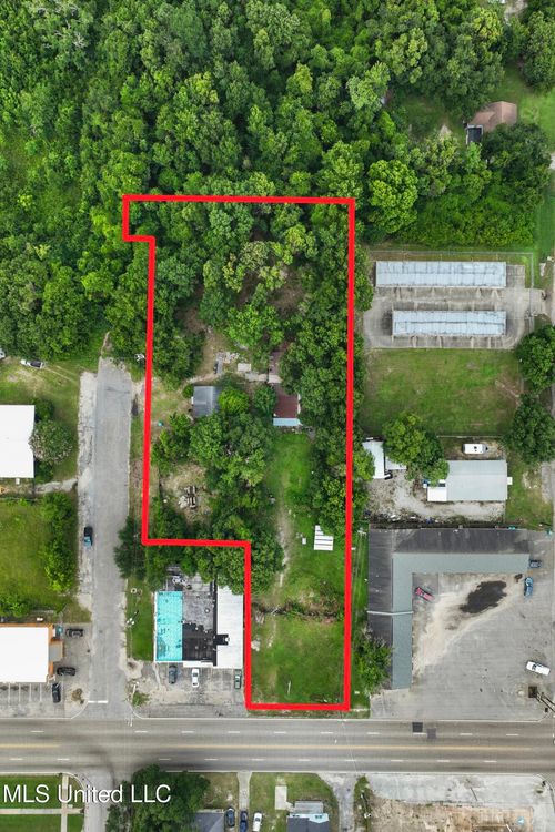 1918 Pass Rd, Gulfport, MS, 39501-5169 | Card Image