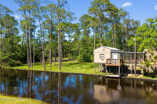 10091 River Dr, Bay Saint Louis, MS, 39520-7144 | Card Image