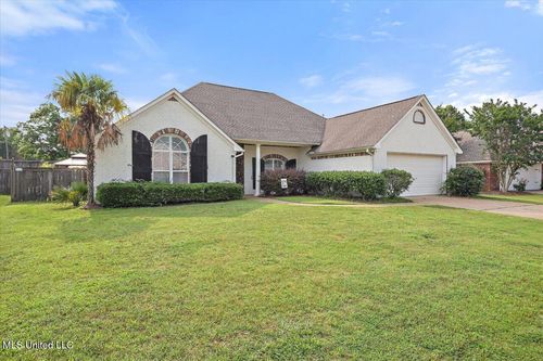 230 Lighthouse Ln, Brandon, MS, 39047-7012 | Card Image