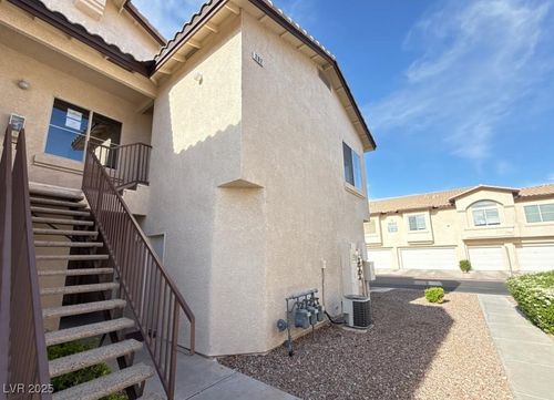 unit-202-4941 Black Bear Rd, Las Vegas, NV, 89149-7721 | Card Image