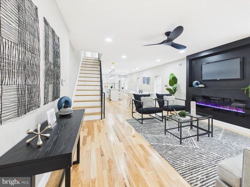 503 E Walnut Ln, PHILADELPHIA, PA, 19144-1037 | Card Image