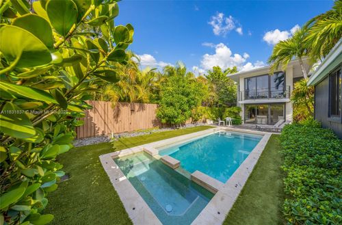 1548 Biarritz Dr, Miami Beach, FL, 33141-4722 | Card Image