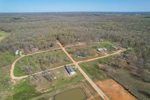 26 Robbie Dr, Fairdealing, MO, 63939-8136 | Card Image