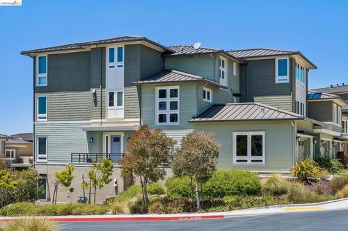 16 Sea Star Ct, Richmond, CA, 94801-4189 | Card Image