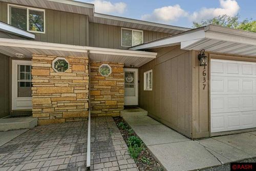 1637 James Dr, North Mankato, MN, 56003-1932 | Card Image