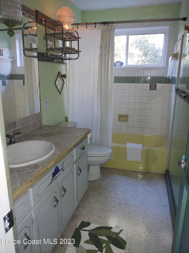 1 4755 87th Street, For Rent in Sebastian Zoocasa