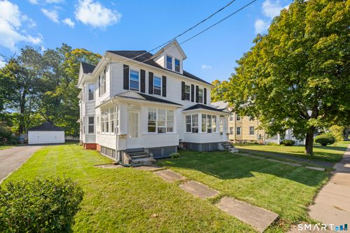 52 Russell St, Manchester, CT, 06040-4117 | Card Image