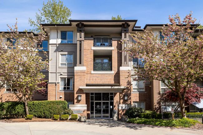 101 - 11667 Haney Bypass, Condo with 2 bedrooms, 2 bathrooms and 1 parking in Maple Ridge BC | Image 1