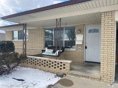 34639 Richard O Dr, Sterling Heights, MI, 48310-6131 | Card Image
