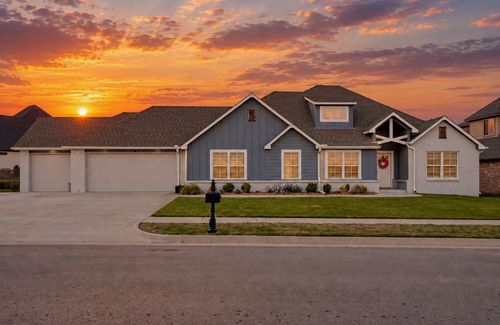 18977 Ridgeline Rd, Catoosa, OK, 74015-6564 | Card Image