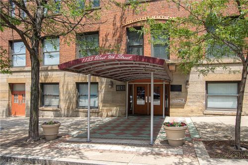 apt-206-1133 W 9th St, Cleveland, OH, 44113-1072 | Card Image