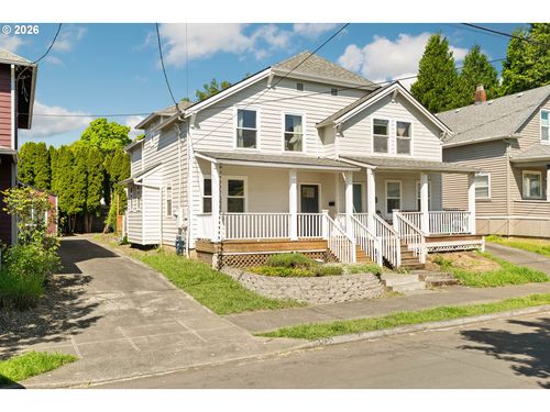 3911 Ne Grand Ave, Portland, OR, 97212 | Card Image