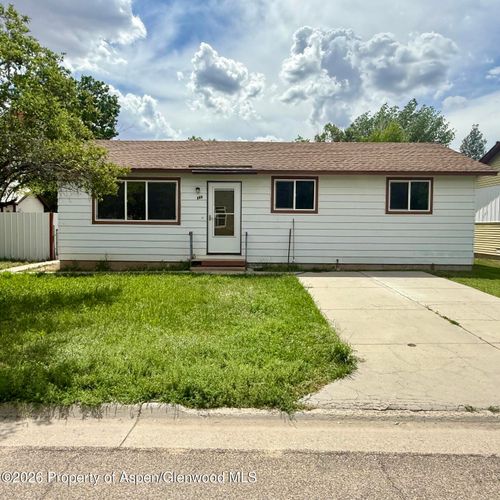 868 Washington Street, Craig, CO, 81625 | Card Image