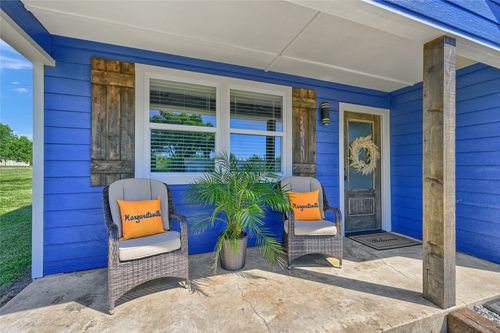 61 Lee Blvd, Pottsboro, TX, 75076-5254 | Card Image