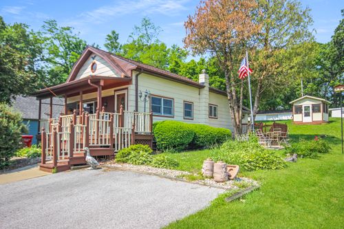 13958 Huseman St, Cedar Lake, IN, 46303-9055 | Card Image