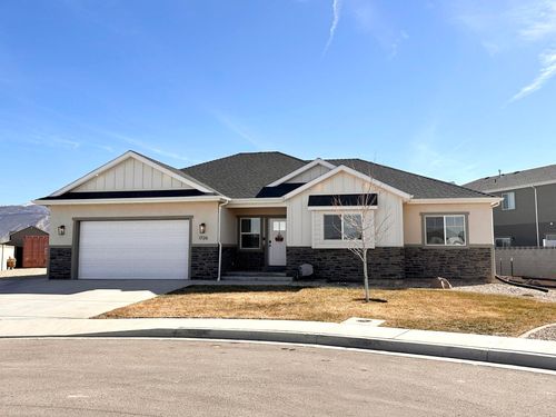 1726 N 3175 W, Cedar City, UT, 84721-8502 | Card Image