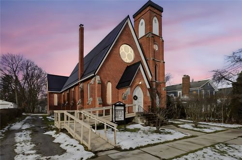 56 Main St, Middleport, NY, 14105-1345 | Card Image