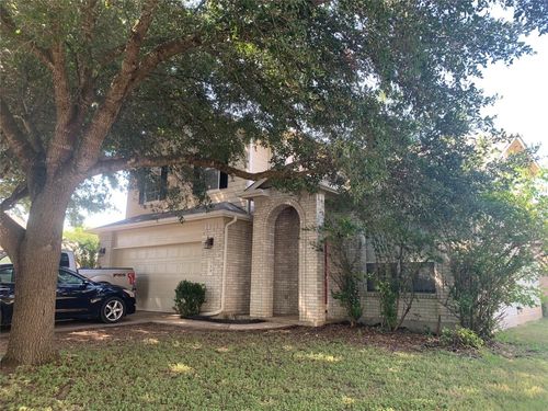 318 Belinda Ct, Bastrop, TX, 78602-6617 | Card Image