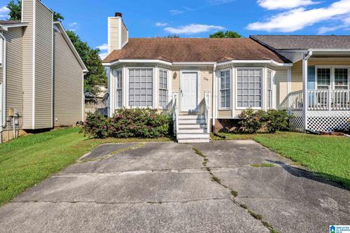 356 Jamestown Manor Dr, Gardendale, AL, 35071-4638 | Card Image