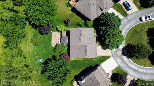 4617 Covington Ct, Rochester, MI, 48306-1481 | Card Image