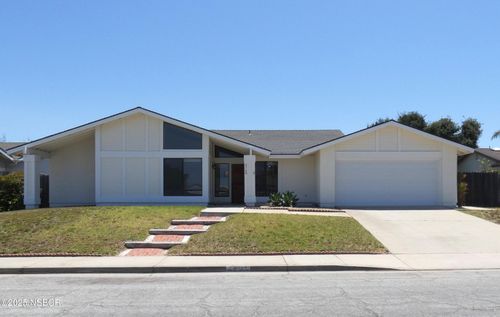 4768 Tiffany Park Cir, Santa Maria, CA, 93455-4536 | Card Image