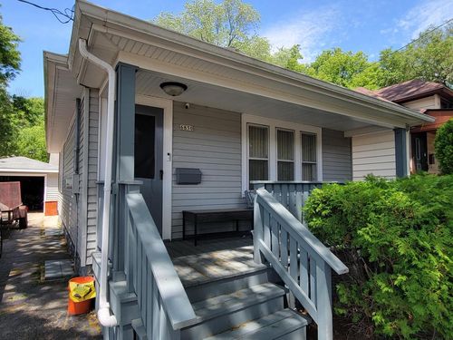 6850 St James Street, Wauwatosa, WI, 53213 | Card Image