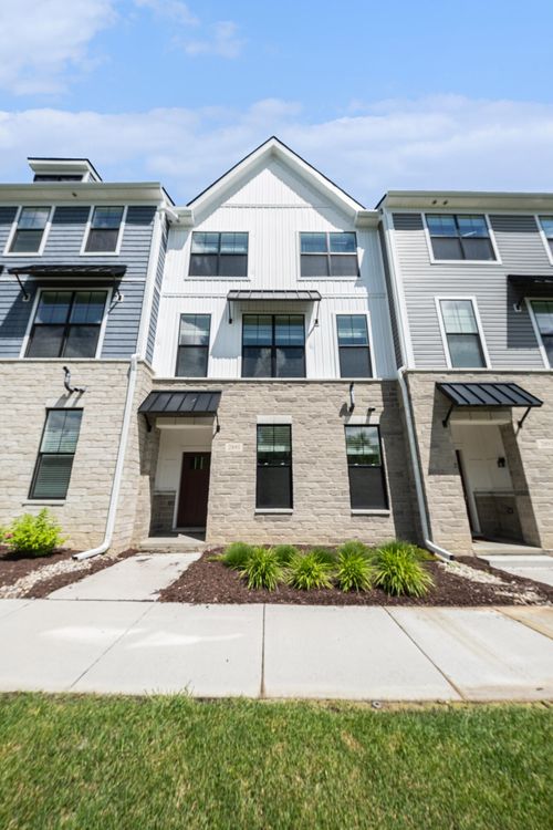 2891 Rayfield Ave, Ann Arbor, MI, 48105-2297 | Card Image